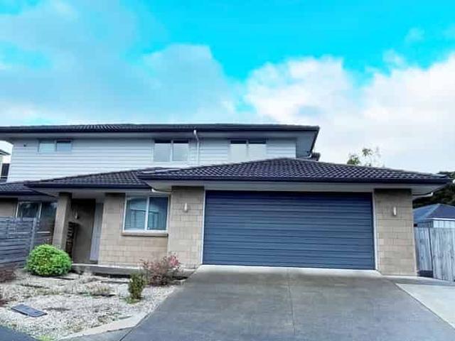 House for rent in Paremoremo, Oroua County