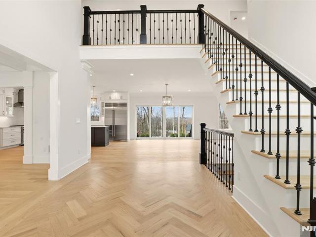 House for sale in Montvale, New Jersey