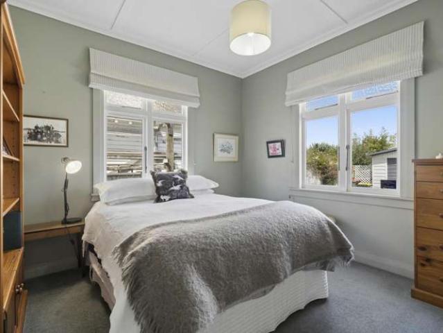 House for sale in Days Bay, Wellington