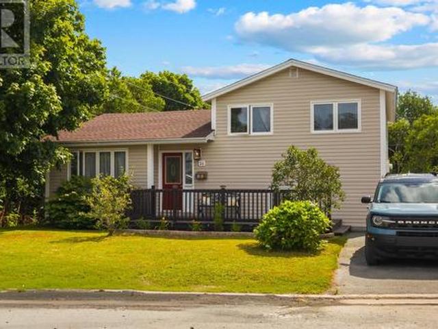 House for sale in Mount Pearl, Newfoundland And Labrador