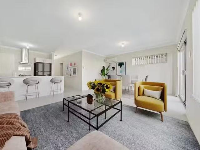 House for rent in Banksia Grove, Western Australia