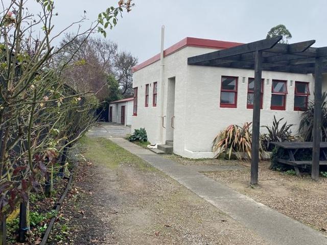 House for rent in Chaslands, Canterbury