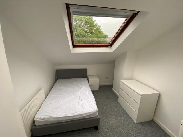 Apartment for rent in Hyde Park, West Yorkshire
