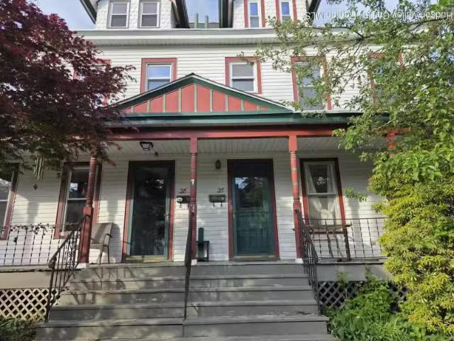 Apartment for rent in Kingston