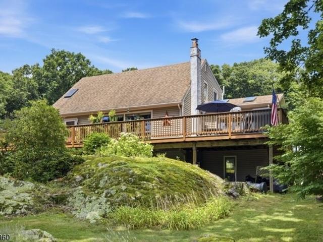 House for sale in Stockholm, New Jersey