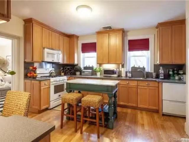 House for rent in New Canaan