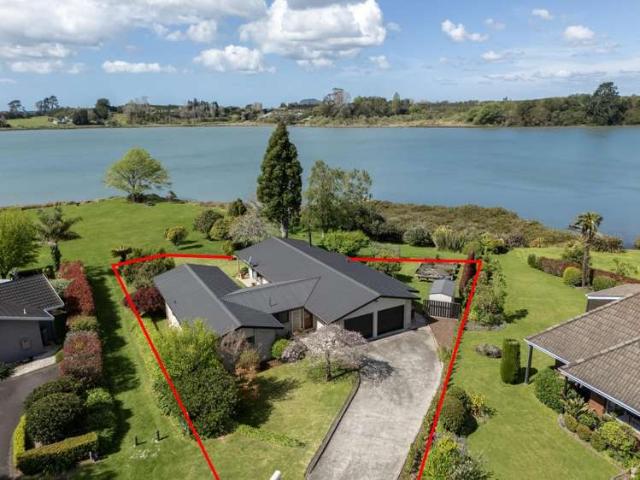 House for sale in Te Puna, Bay Of Plenty