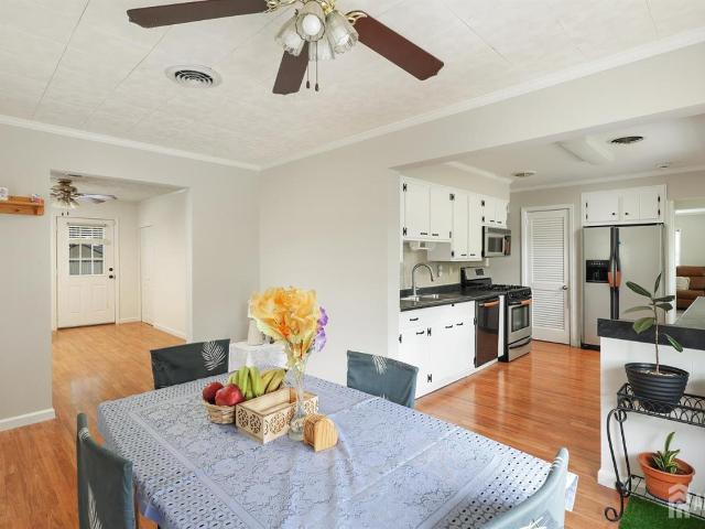 House for sale in Middlesex, New Jersey