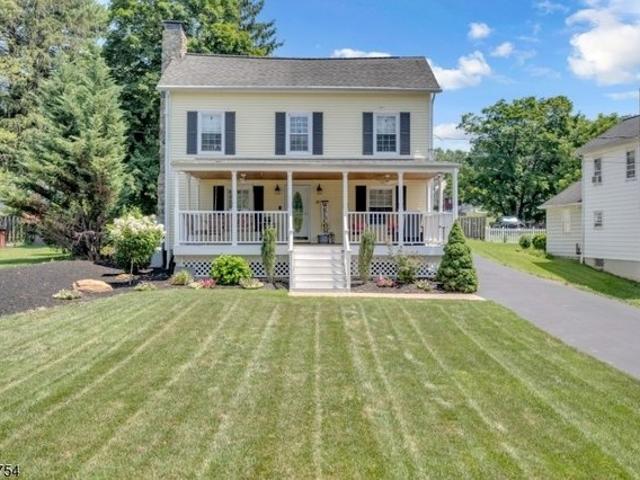 House for sale in Hampton, New Jersey