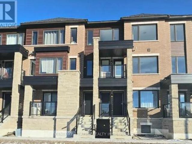 Townhouse for rent in Barrie
