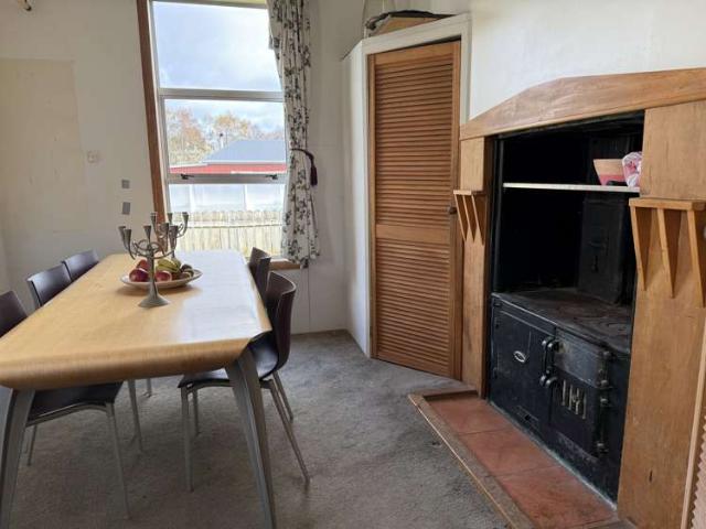 House for sale in Otakou
