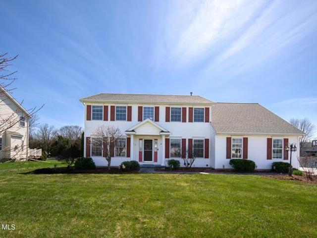 House for sale in Saratoga, New York