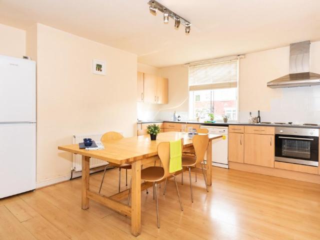 House for rent in Hyde Park, West Yorkshire