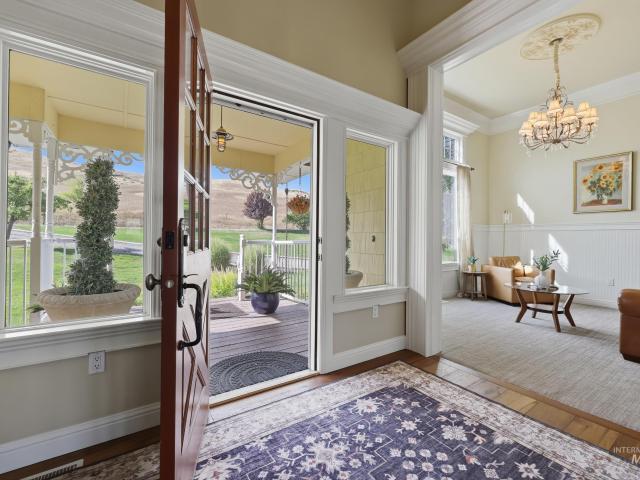 House for sale in Horseshoe Bend, Idaho