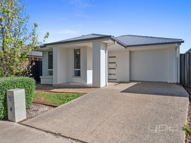 House for rent in Atherstone, Melbourne
