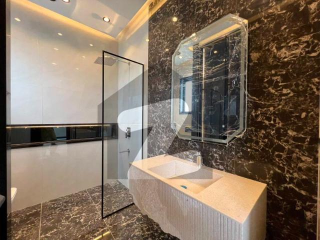 House for sale in تحصیل فیصل آباد شہر, فیصل آباد ڈویژن