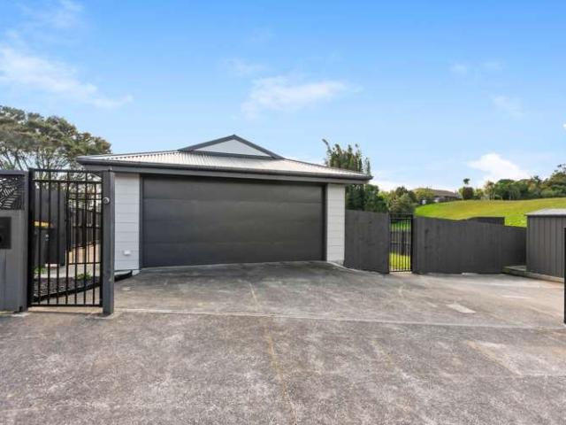 House for sale in Glen Eden, Waitākere Ranges