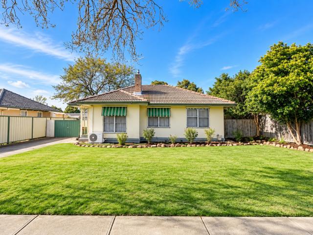 Apartment for rent in Sale, Victoria