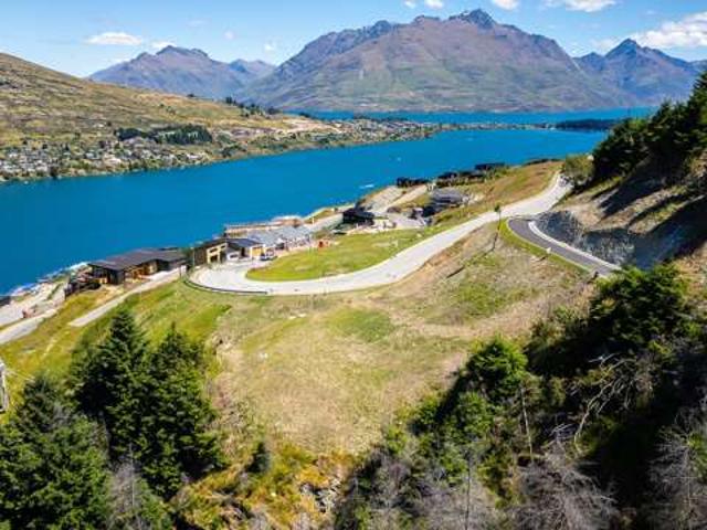 Land for sale in Otakou