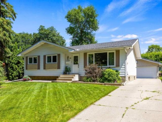 House for sale in Saint Albert, Alberta