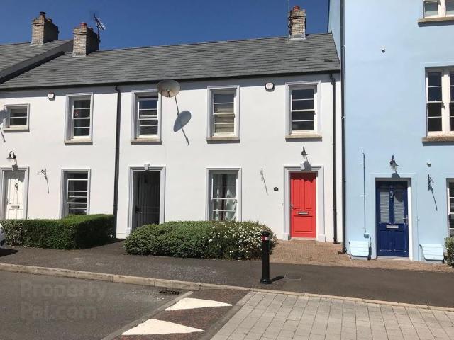 Townhouse for rent in Ballynahinch