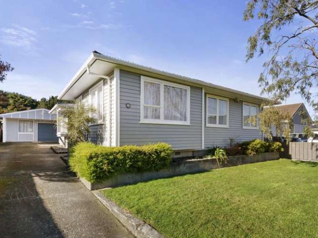 House for sale in Days Bay, Wellington