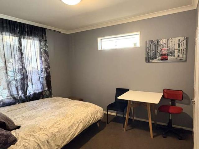 House for rent in Chaslands, Canterbury