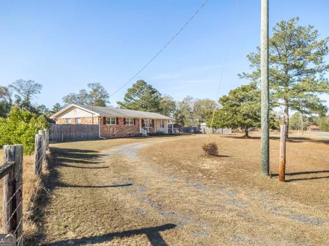 House for sale in Reynolds, Georgia