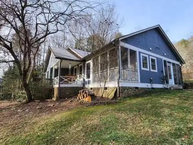 House for rent in Asheville