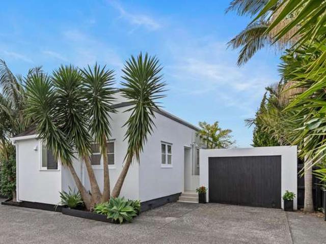 House for sale in Balmoral, Oroua County