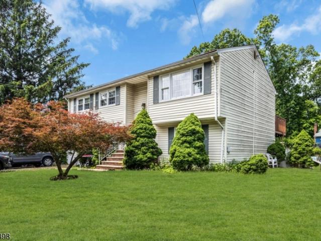 House for sale in Piscataway, New Jersey