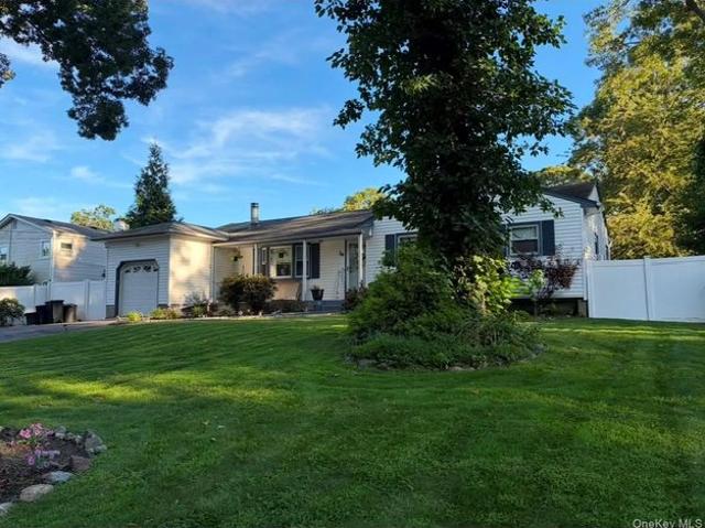 House for sale in Centereach, New York