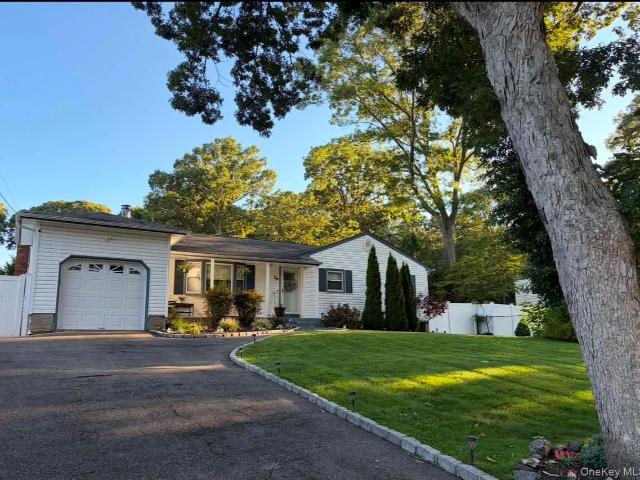 House for sale in Centereach, New York