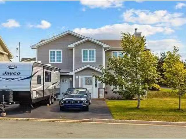 House for sale in Paradise, Newfoundland And Labrador