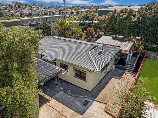 House for sale in Hillsborough