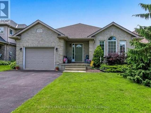House for sale in St. Thomas, Ontario