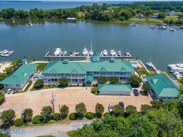 Condo for sale in Virginia