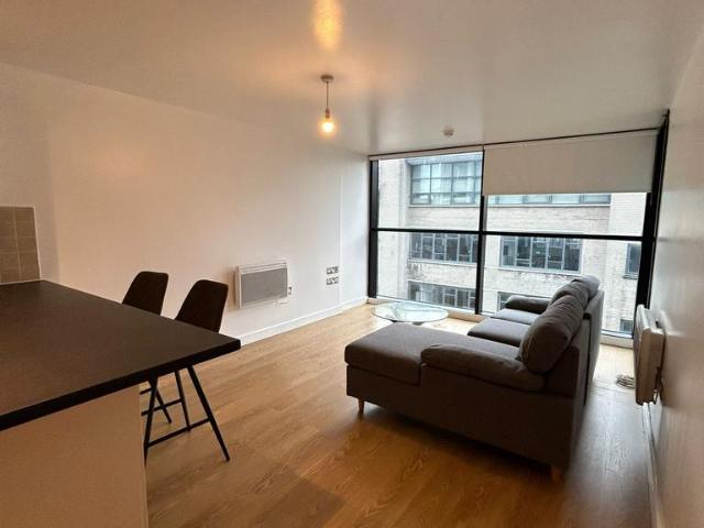 Apartment for rent in Calderstones