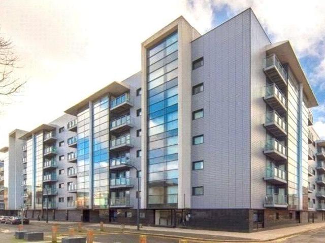 Apartment for rent in Calderstones