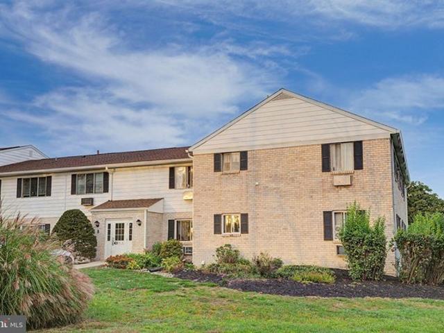 Condo for sale in Chalfont, Bucks County