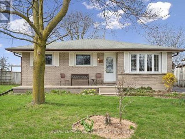 House for sale in Kitchener, Ontario