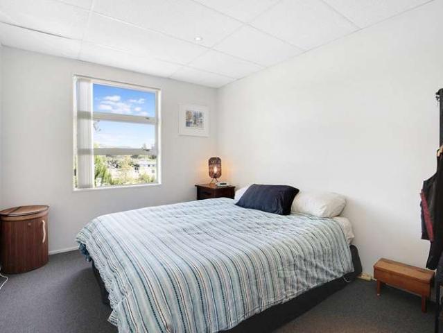 Apartment for sale in Waltham, Linwood-Central-Heathcote Community
