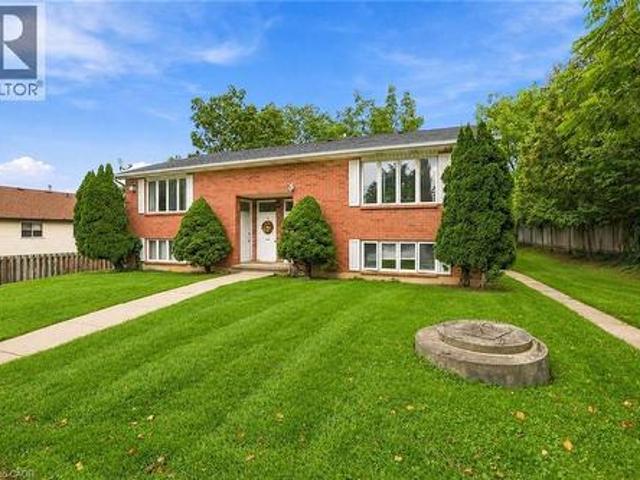 House for sale in Caledonia, Ontario