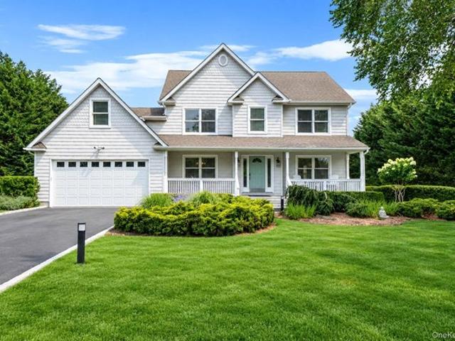 House for sale in Centereach, New York