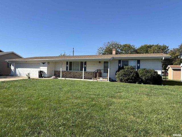 House for sale in Canton, Fulton County