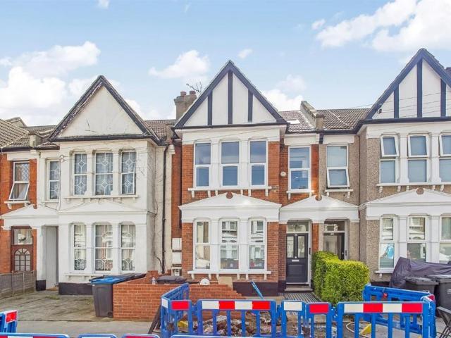 Apartment for rent in London Borough of Croydon, South Norwood