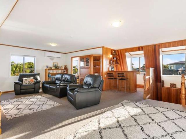 House for sale in Awhitu, Oroua County