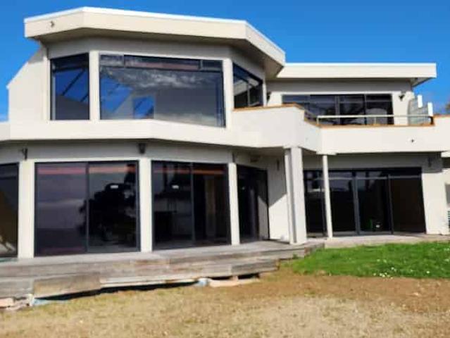 House for rent in Whangaparaoa, Oroua County