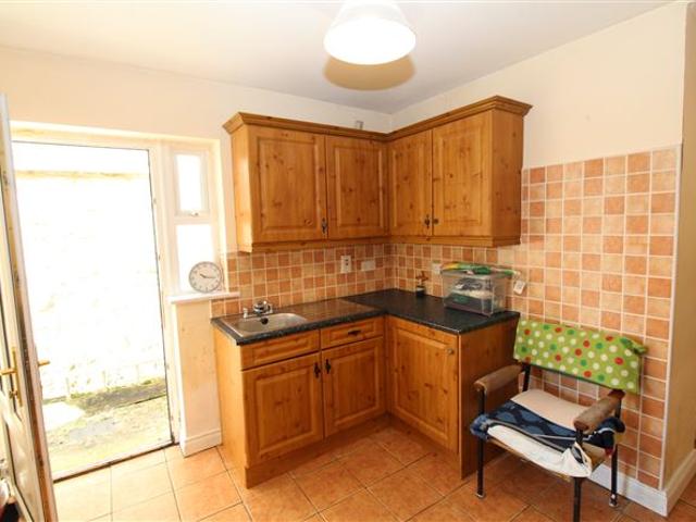 Terraced House for sale in Longford
