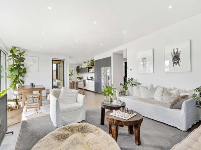 House for sale in Otakou